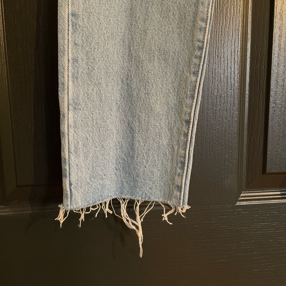 Unworn Levis Wedgie Jeans size 25 - Picture 2 of 3